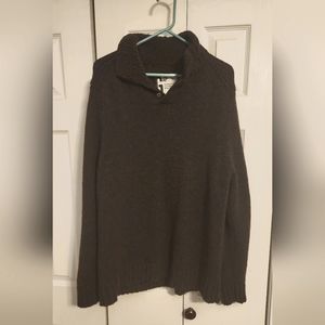 Gap Men's wool blend sweater size L